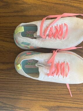 Skechers Kids White Knit Sneakers with Coral Pink Laces